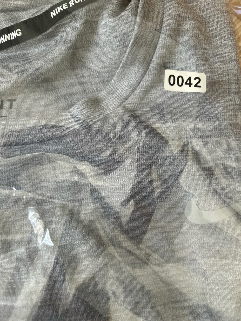 Nike Women's Grey Short-Sleeve Performance Tee with White Swoosh